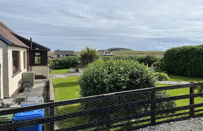 Immaculate 5 Bedroom House Outside Stornoway - Photo 21