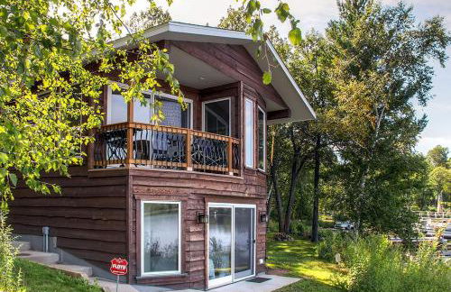 Cozy Rice Lake Cabin with Balcony and Grill and Views - Photo 1