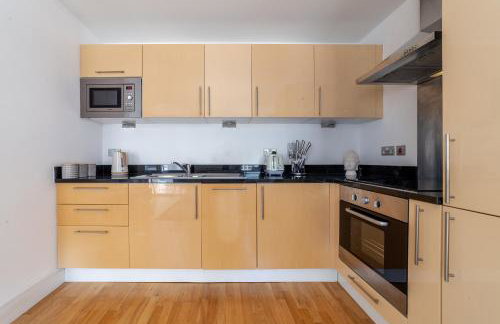 1 Bed Apartment in Canary Wharf - Foto 32