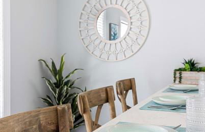 Charming Secluded Courtyard - 1 BLOCK TO KING - Foto 7