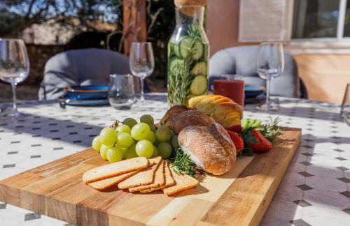 Stunning Countryside Villa w Private Garden & Pool - Foto 39