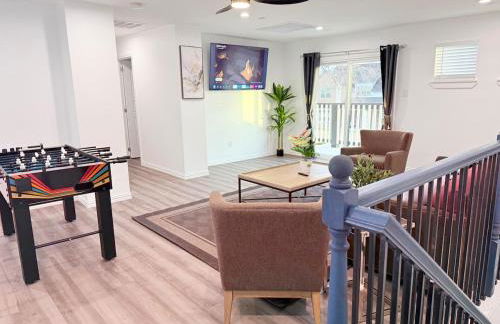 Cozy Lakeview Retreat Home - Photo 18