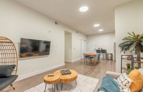 Blue Breakaway with Free Parking and Sleeps 9, Book 7 days, Get 20 Percent OFF - Foto 17