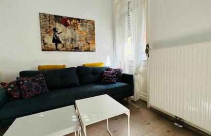 Schöne Altbauwohnung in Stuttgart OST Ostendplatz - Foto 1