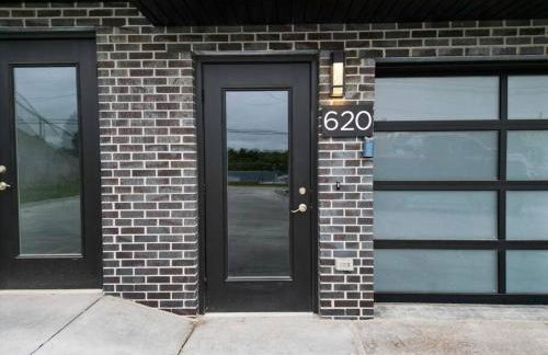 Luxurious Midtown Retreat with Elevator Access - Foto 30