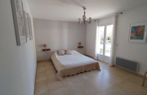 villa La Néoulaise - Foto 17