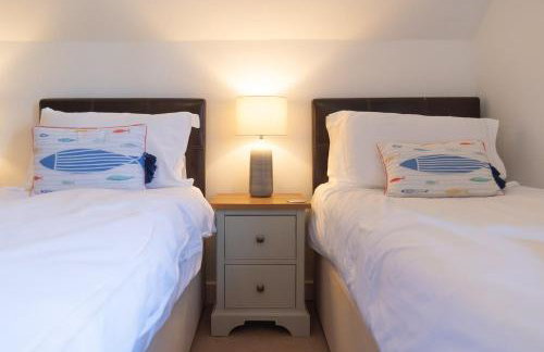 Trewhiddle Retreat V25 by Together Travel - Luxury 4-Bedroom Villa - Foto 39