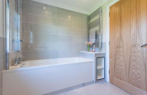 Iris Lodge, 18 Roadford Lake Lodges - Foto 20