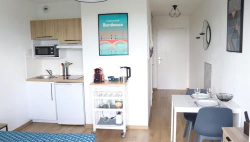 Le panoramique - Parking, Tram A, Netflix - Foto 2