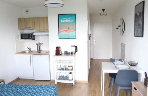 Le panoramique - Parking, Tram A, Netflix - Foto 2