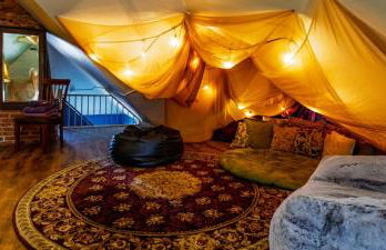 Centrally Located With Lake Views - Photo 7