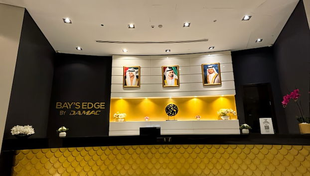 Stunning Studio Dubai with Infinity Pool and Canal View - Foto 2, Recepción