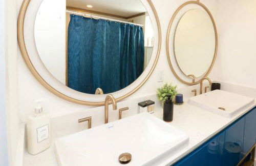 Luxury Oasis Getaway w/pool 15 mins from beach - Foto 33