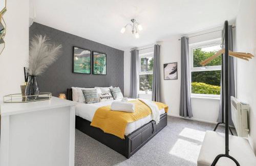 Stylish 1-Bed Luxury Retreat - Photo 10