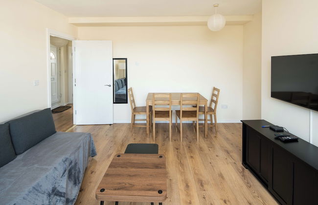 2BD London Flat - City Buzz & Parkside Serenity - Foto 18