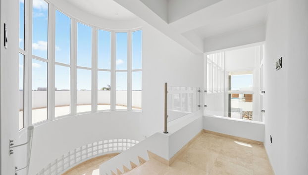 Kamay 92 - Foto 2, Miscelánea