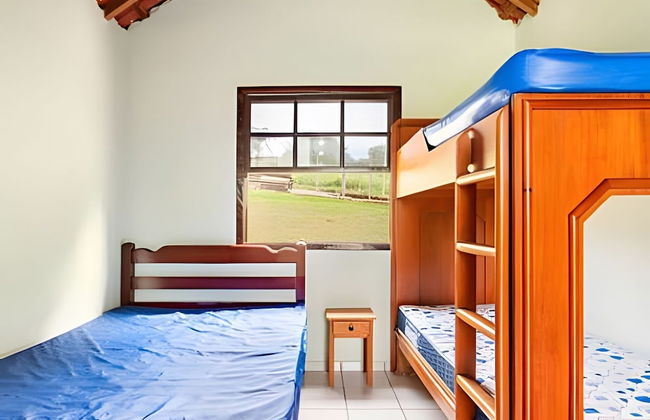 Chácara com 4 Chalés grande piscina - Foto 10