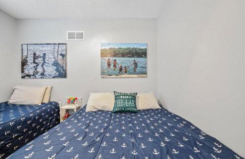 Lake Life: Amazing Weekday Specials! Dock, Swim Mat, Cove Water - Foto 23