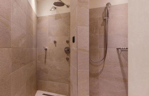 Chalet Tyrolian Apartments - by Familiaris - Pools 500 meters - Foto 44