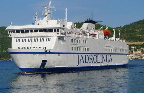 Private luxury Villa AZZURRO on Solta for up to 10 persons, free parking, very close to beach! FREE Kajak & Mountainbikes, GREAT living area & privacy! - Foto 35