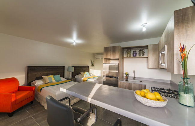 Turibana Plaza Suite 13 - Photo 4