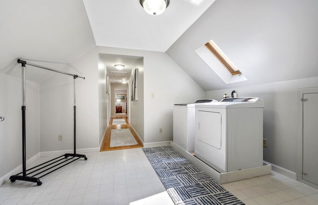 Maine Adventure 3BR Oasis Awaits! - Photo 29