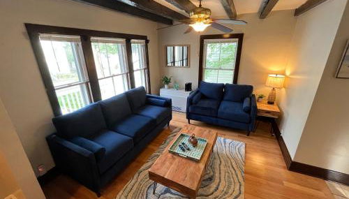 Cozy 3BR Beach House by the Sea - Foto 3