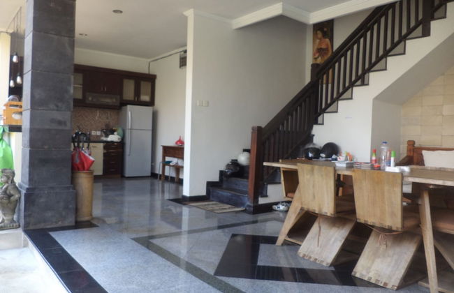 Intan Legian Seminyak Villa - Photo 51