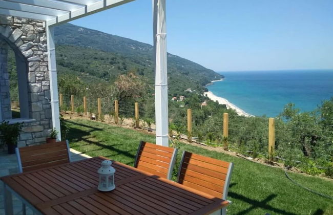 Moses Villa - Photo 16