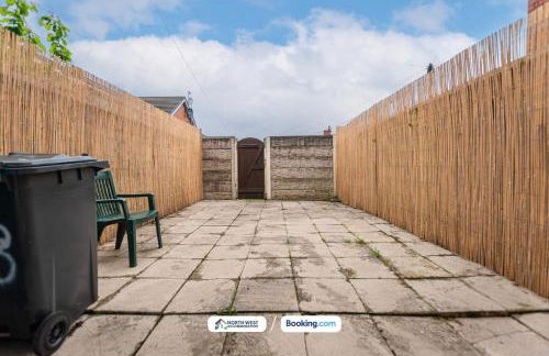 Spacious 2-Bedroom Contractor Stay with Kitchen, Wi-Fi & Parking - Foto 10