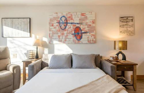 Upscale Couple's Getaway Hot Tubs - Foto 12