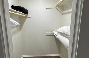 Newly Updated Cozy Home - Foto 26