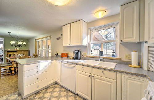 Dolores Ranch Cabin with Hot Tub and 1-Acre Yard! - Foto 12