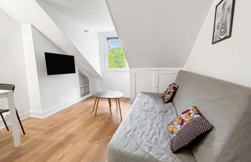 Douillet studio avec Wi-Fi, proche Transports - Photo 1