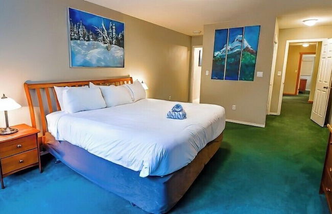 Polar Peak Lodges by Fernie Lodging CO - Photo 18