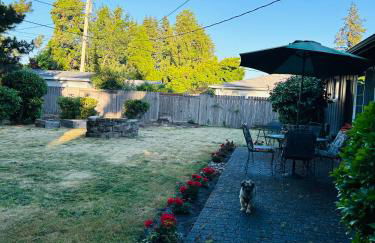 Emerald City 3 Bedroom 1 bath Home - Photo 28