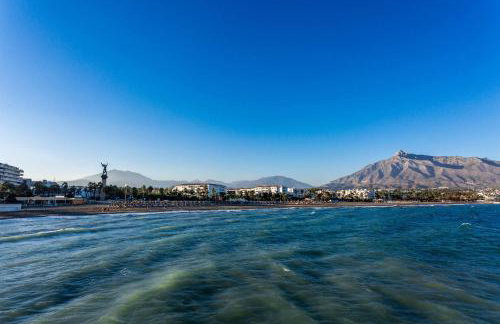 by RIVA - Spectacular Studio in Medina Garden of Puerto Banus - Foto 21