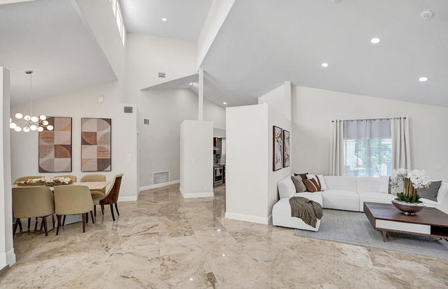 The Grand Luxe 8BR Villa w Pool and Basketball - Foto 52