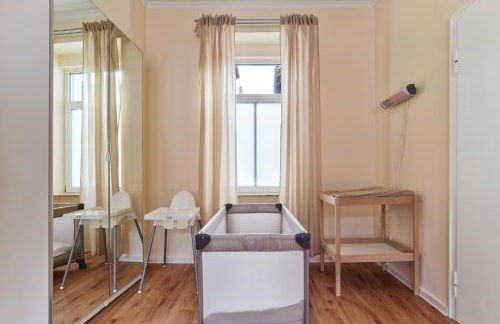 MARX - Geräumige Ferienwohnung im Zentrum von Trier - bis 6 Personen, 2 Schlafzimmer, WLAN & Waschmaschine - Foto 14