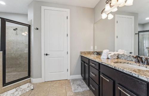 New Castle Pines Family Oasis EPIC Retreat Near Disney - Foto 14