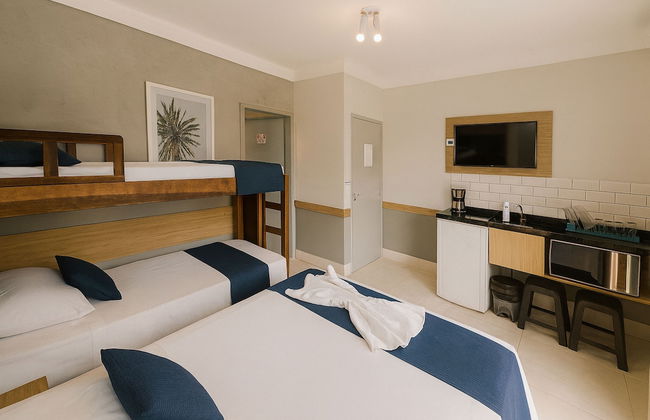 Marmeu Enseada com jacuzzi aquecida - Foto 13