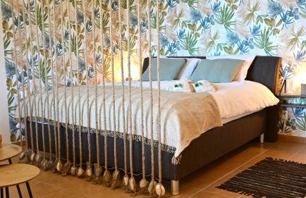 The Olive Tree - Photo 26