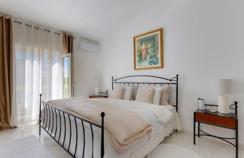 Villa Arpeggio - Cozy 3-Bedroom Villa with Private Pool in Montinhos da Luz, Lagos - Foto 11