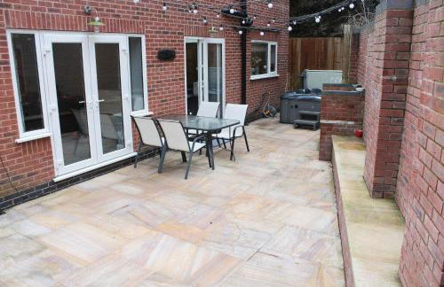 4 Bedroom Detached Holiday home with Hot Tub - Foto 8