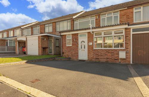 Spacious 4 Bed House in Exhall, Sleeps 7 - Foto 5