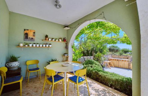 Gorgeous Home In Punta Kriza With Wifi - Foto 10