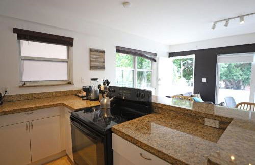 South Beach Walk to Sea Free Parking & Balcony Family & Pet Friendly - Foto 17