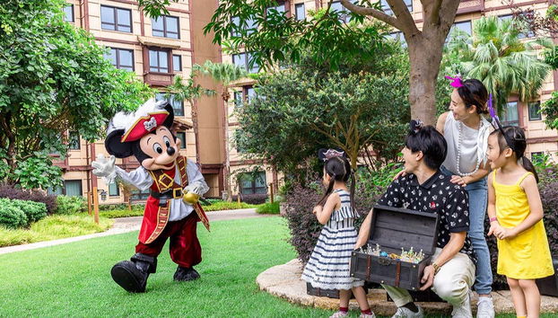 Enjoy a family bucketlist activity