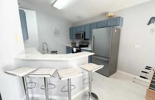 Fully Renovated, Quiet, Spacious Disney Themed Pool Home with Office - Foto 10