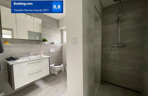 W1 - Kontaktloser 24h CHECK IN, W-LAN, Netflix, Parkplatz, Küche, Boxspring-Bett - Foto 5